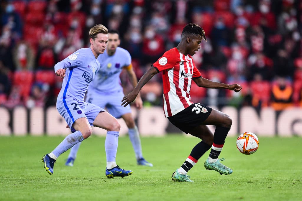 Con doblete de Iker Muniain y gol de Iigo Martínez, el Atletic Club le pega 3-2 al Barcelona en los tiempos extras y aseguran su lugar entre los mejores ocho de la Copa del Rey.