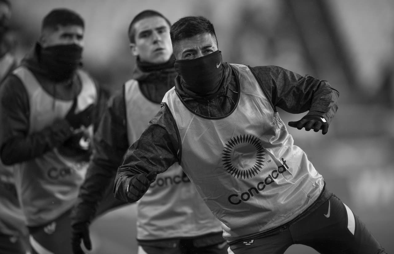 New England Revolution fue muy superior a los Pumas y se impuso gracias a un doblete de Adam Buksa y otro tanto de Sebastian Lletget.