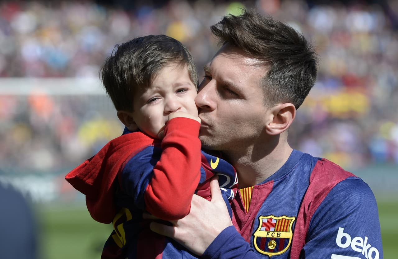 Thiago es el hijo mayor de Lionel Messi y tiene cinco años de edad. A él le siguen Mateo, de dos años, y Ciro, nacido el mes pasado.