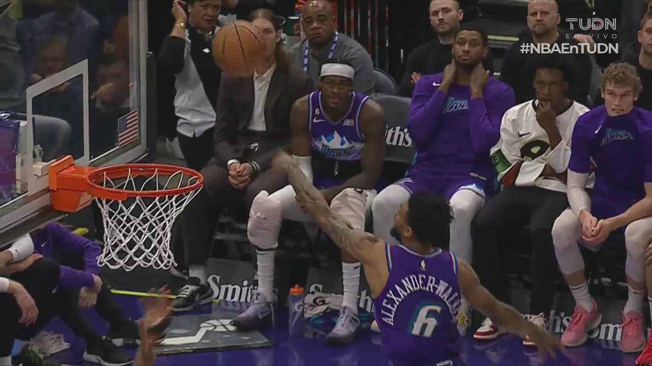 ¡Increíbles! Evan Mobley y Alexander-Walker hacen tremendos tapones