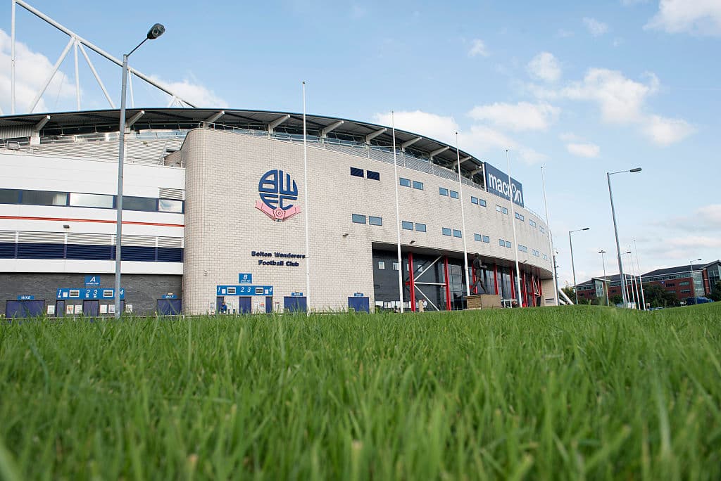Bolton Wanderers continúa 'de pie' en el futbol de Inglaterra.
