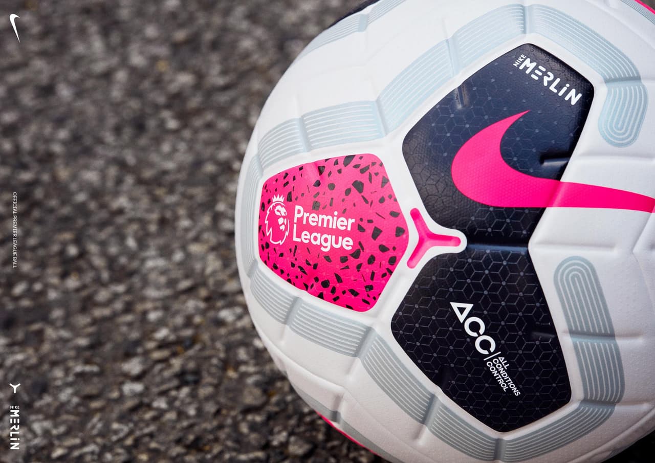 Con un diseño revolucionario, para lo que venía siendo, la Premier League anunció su nueva pelota para la próxima temporada la cual vuelve a tener le blanco como protagonista, pero esta vez los detalles son rosa, negro y gris.