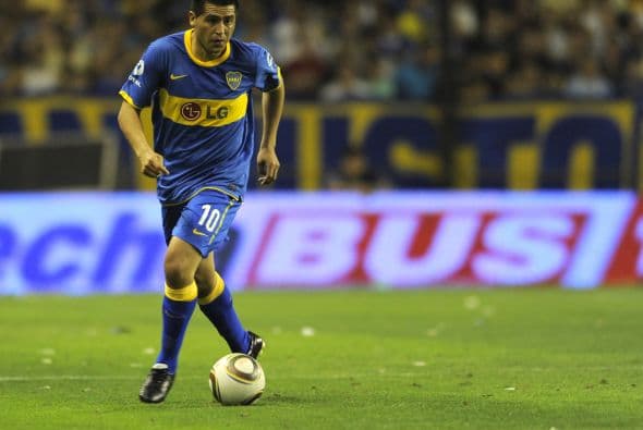 Riquelme volvería al Boca Juniors para tener un semestre de ensueño con el equipo argentino; pese a tener un inicio discreto Juan Román explotó en la Libertadores donde comandó con goles y asistencias a los xeneizes para ganar la copa del 2007.