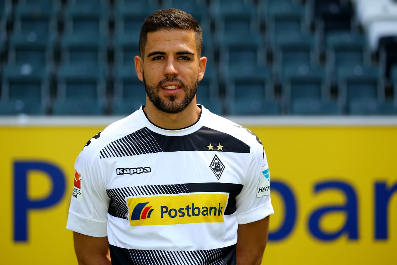 El español Álvaro González también dejó el fútbol muy joven. Tenía solo 27 años cuando decidió no seguir por culpa de varias lesiones que pusieron en riesgo sus capacidad de caminar.