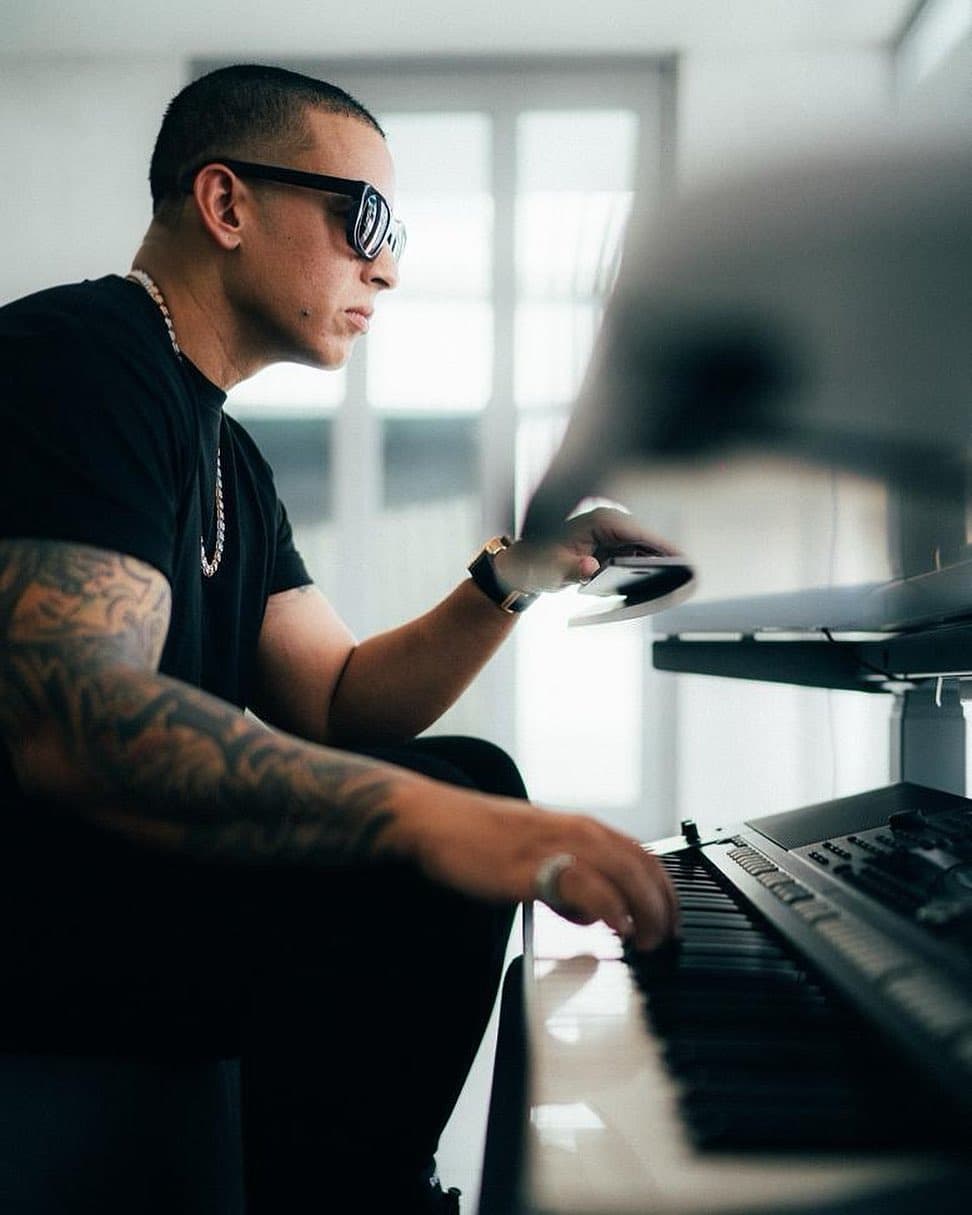 Canción del Año airplay: ‘Con calma’ de Daddy Yankee y Snow