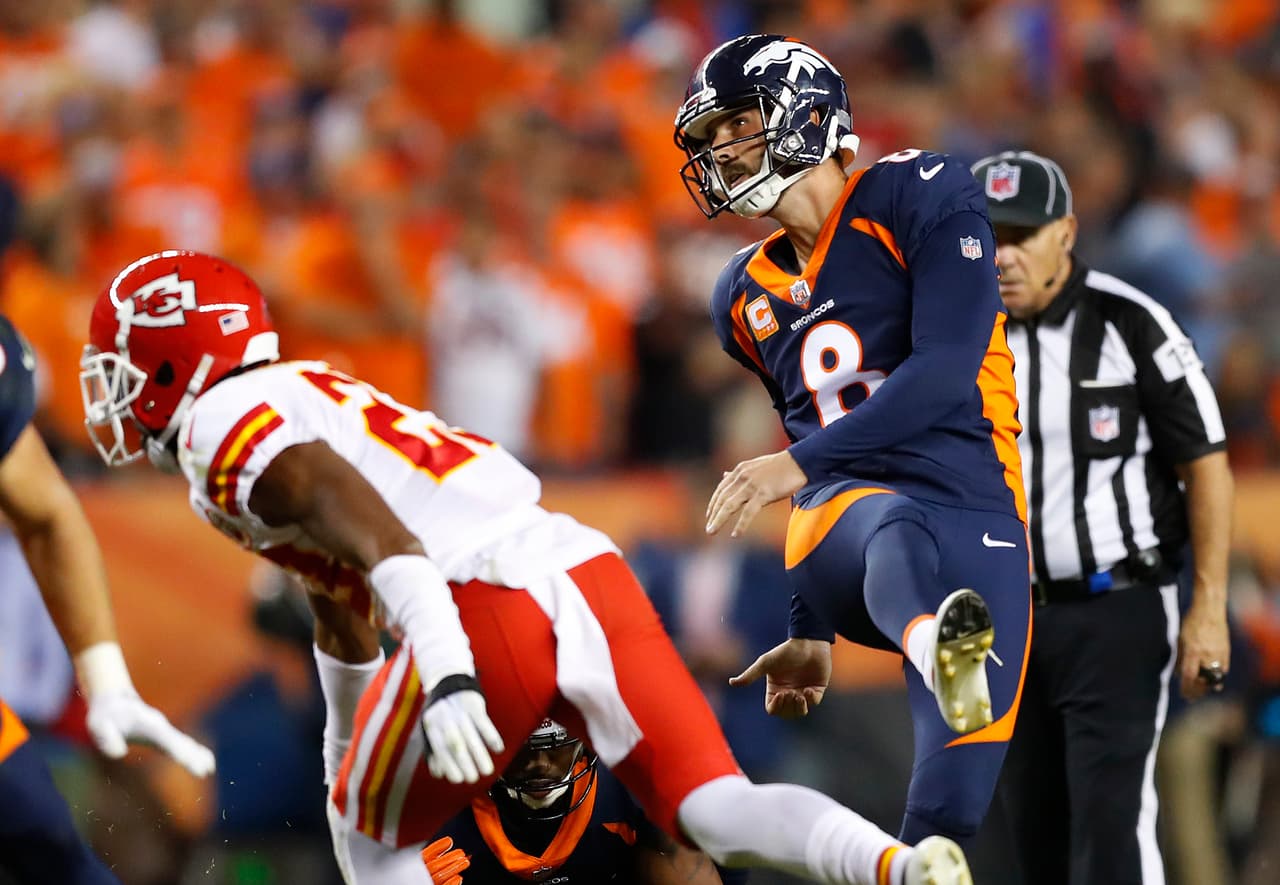 Denver sacó puntos de su primera serie ofensiva con gol de campo de 42 yardas de Brandon McManus. Denver ganaba 3-0.