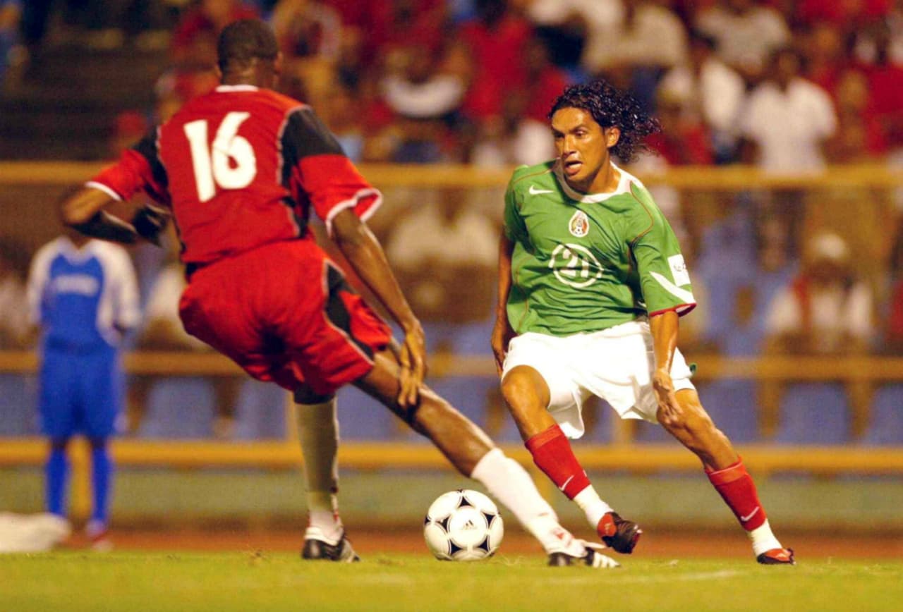 Arellano, acá con el control de la pelota, marcó el 3-1 definitivo tras una excelente jugada que definió de pierna izquierda al palo más lejano.