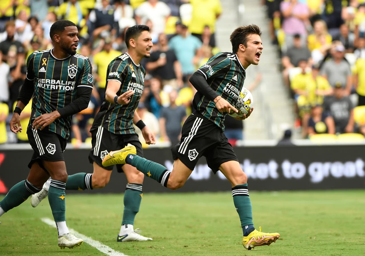 El español también saco a relucir su carácter al tomar la responsabilidad de cobrar un penalti en la última jugada del partido que significaba un valioso empate.