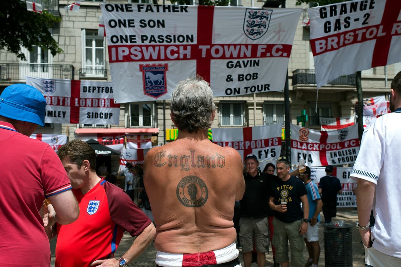 Los tatuajes con los equipos favoritos son muy vistos.