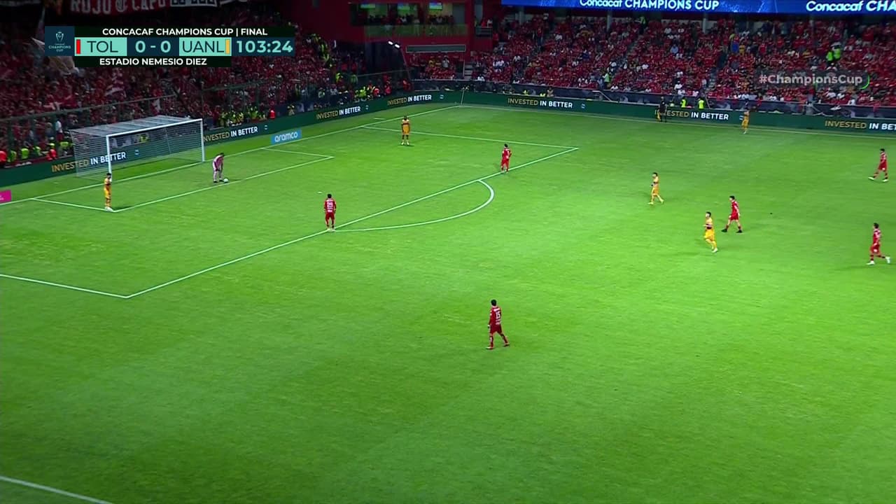 ¡GOL!  anota para Toluca. Jorge Díaz