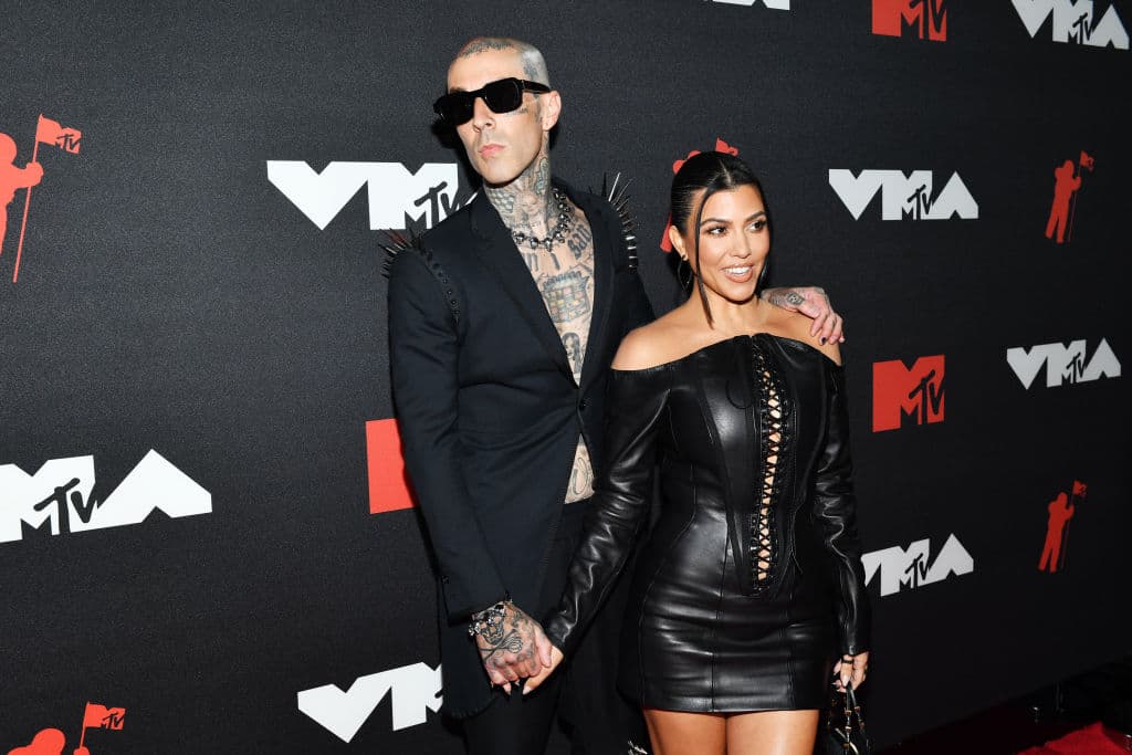 Kourtney Kardashian y Travis Barker
<br>