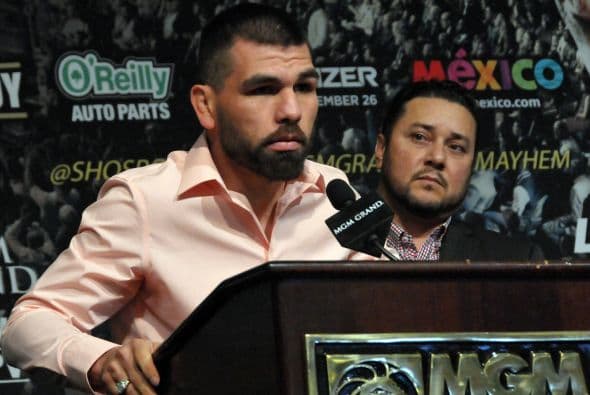 "Estoy listo para regresar. Cuando dos mexicano están en el ring siempre hay un buen show", dijo Angulo.