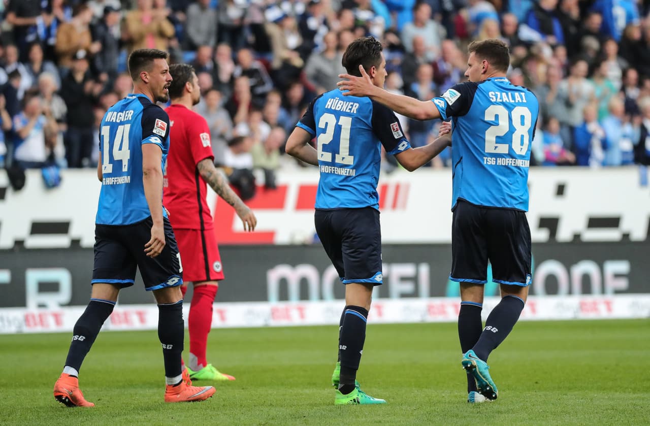 Para Hübner, defensa de 27 años que juega por segunda vez en la Bundesliga, esta fue su primera anotación en la presente edición de la liga alemana ¡Qué manera de debutar en la red!