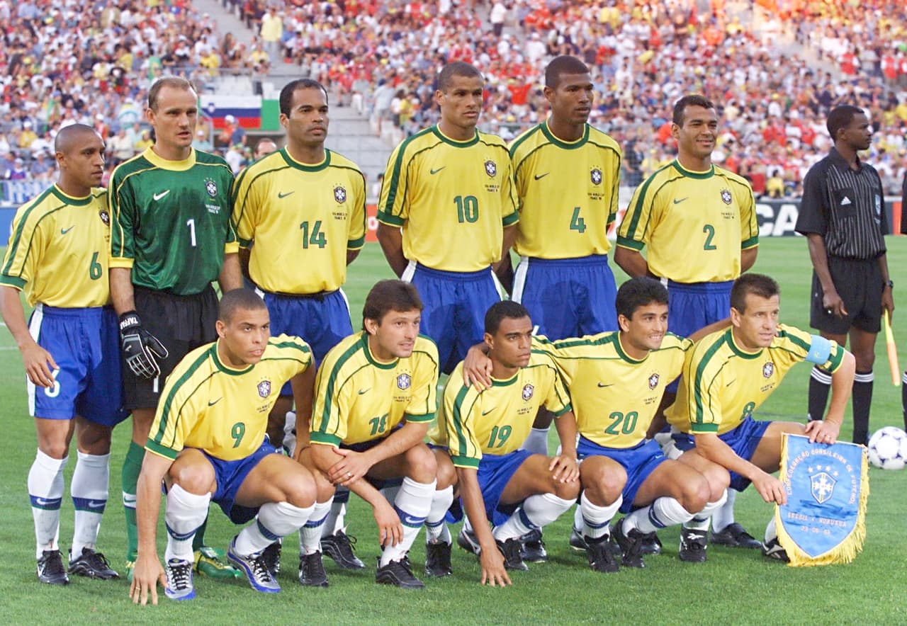 Dicen los que lo vieron que el Brasil de Francia 1998 era todavía más fuerte que el de cuatro años atrás: Cafú, Dunga, Leonardo, Roberto Carlos, Ronaldo... y Cláudio Taffarel.