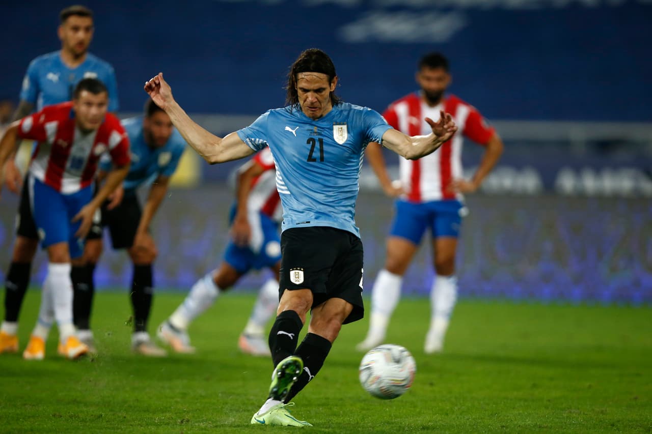 Uruguay v Paraguay: Group A - Copa America Brazil 2021