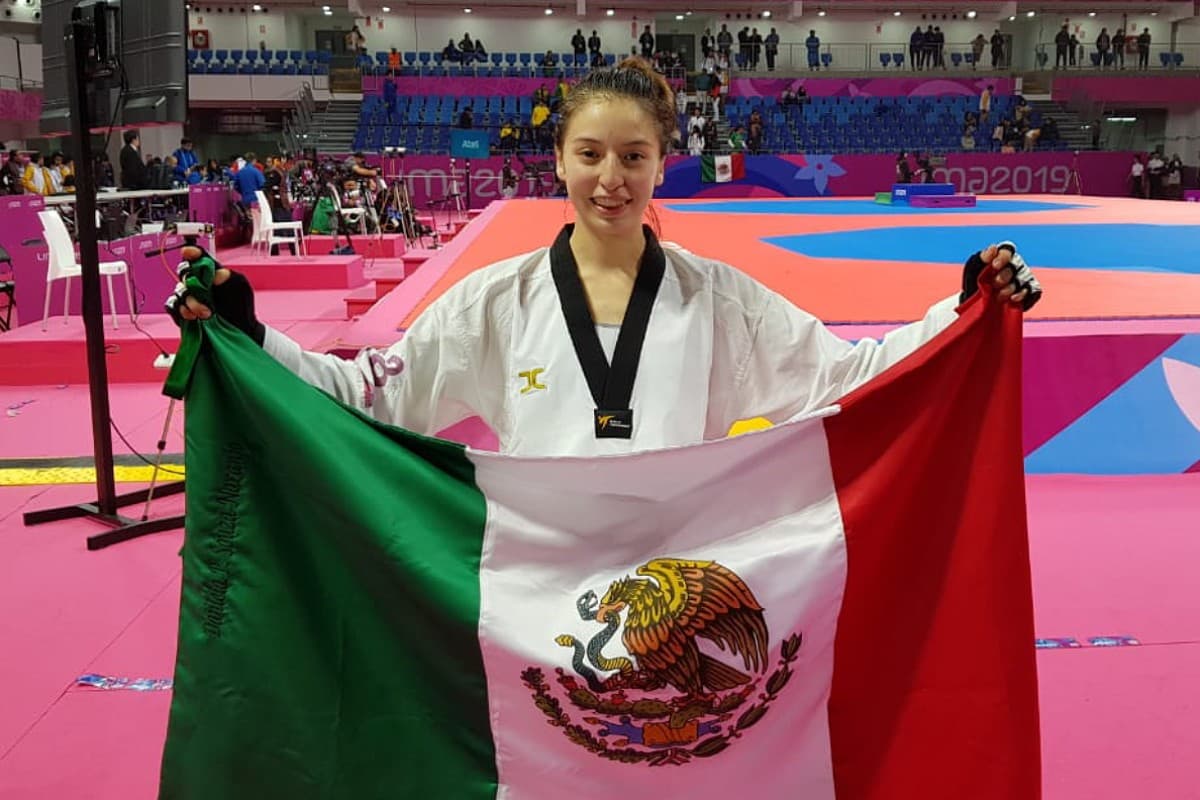Oro para Daniela Souza y plata para Brandon Plaza en taekwondo