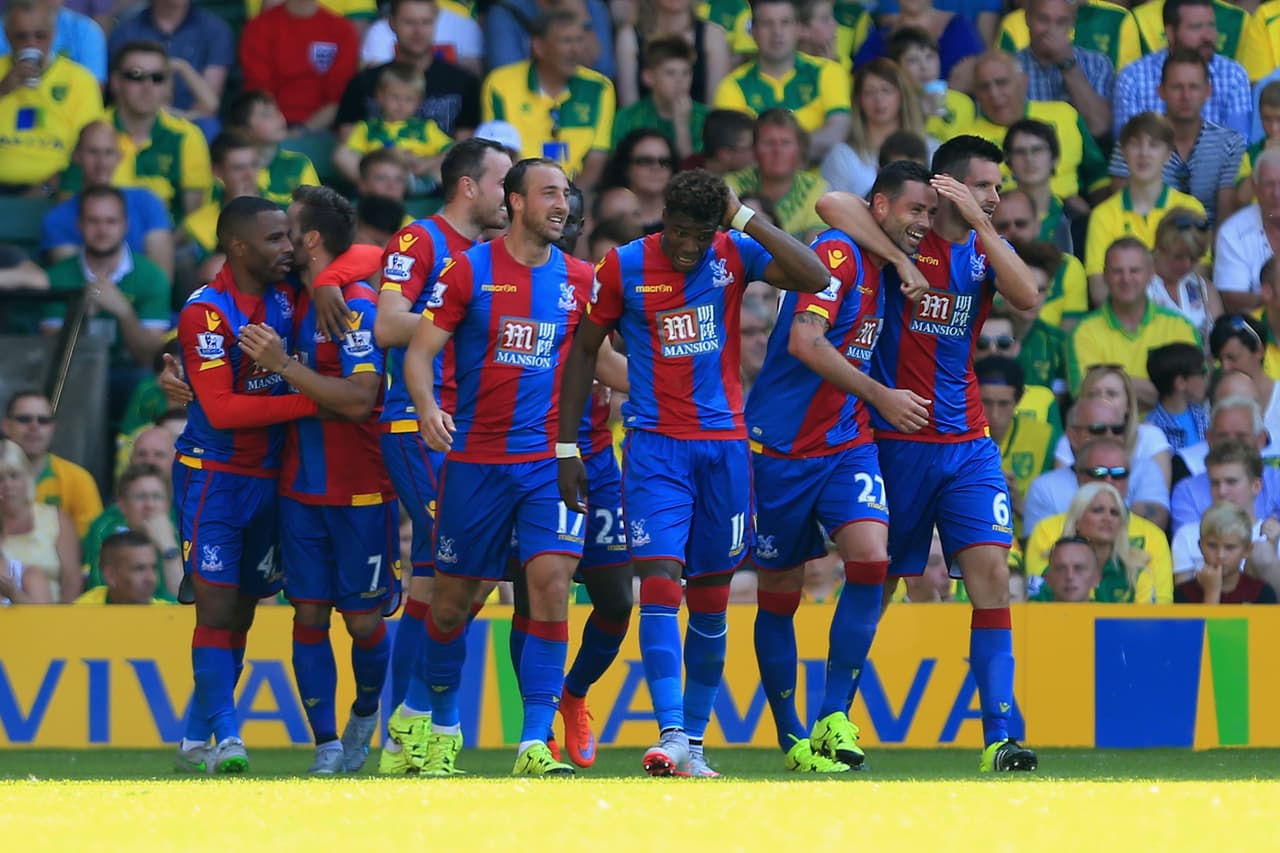 El Crystal Palace se presentó venciendo al débil Norwich a domicilio con anotaciones de Zaha, Delaney y Cabaye cuando agonizaba el encuentro.
