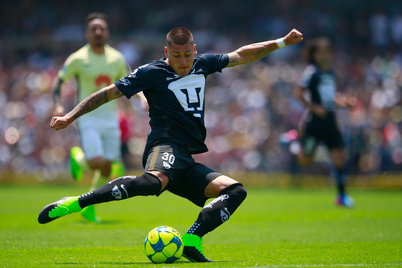 El chileno Nicolás Castillo (Pumas).