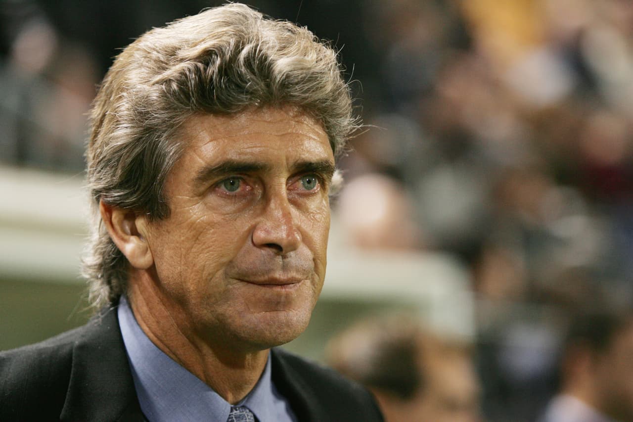 Allegados al cuerpo técnico de Manuel Pellegrini afirmaron que Riquelme pedía un trato especial, algo que no toleró el técnico y que rompió con su buena relación.