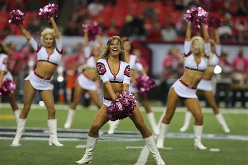 Checa lo mejor de las chicas en rosa de la NFL que apoyaron a la detección temprana del cáncer de mama.