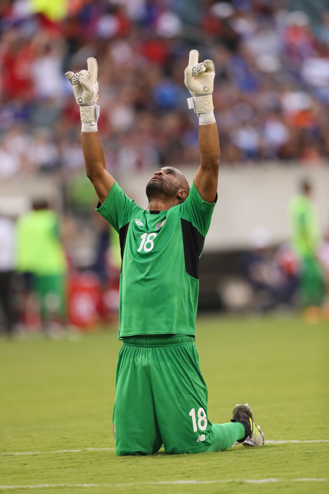 El festejo de Pembertón y su dedicatoria a Dios, tras el infortunado autogol de Aníbal Godoy que le dio la ventaja a Costa Rica.