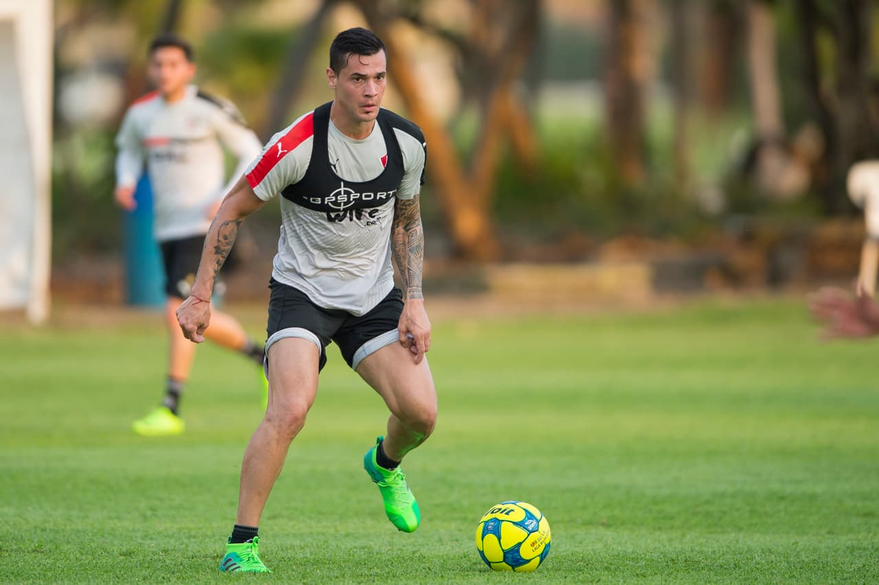 Alta: Milton Caraglio (Tijuana).