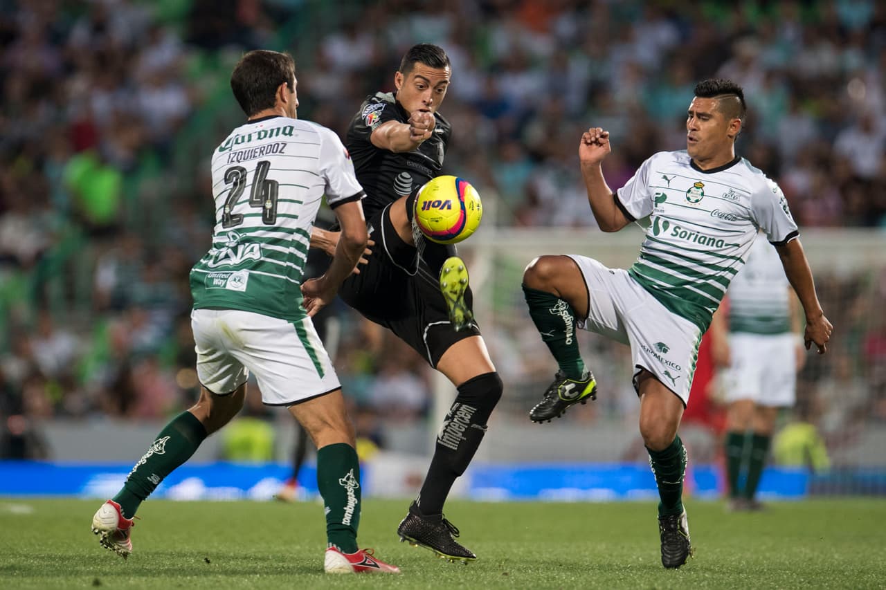 Monterrey intentó pero no pudo. El buen juego de Santos ha terminado por imponerse en las últimas jornadas.
