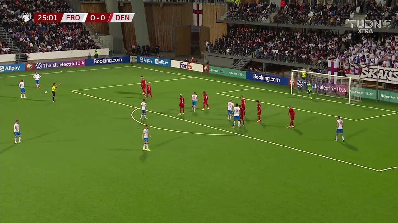 ¡TIRO ATAJADO! disparo por Brandur Hendriksson Olsen.