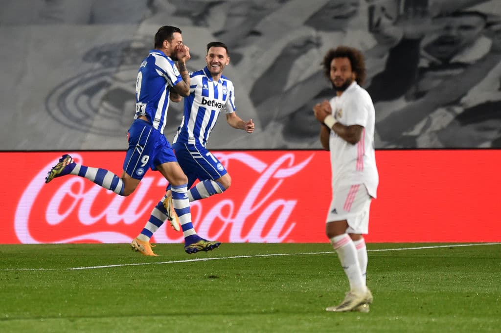 Real Madrid cayó ante el Alavés y llegó a su tercera derrota | Los de Zidane fueron superados 1-2 en su décimo encuentro de la competición española.