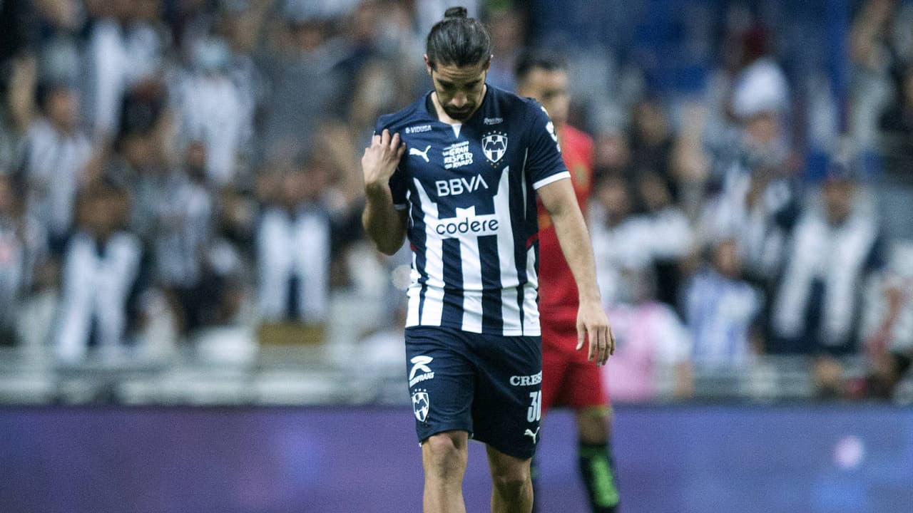 Rodolfo Pizarro estará fuera al menos un mes por un desgarre