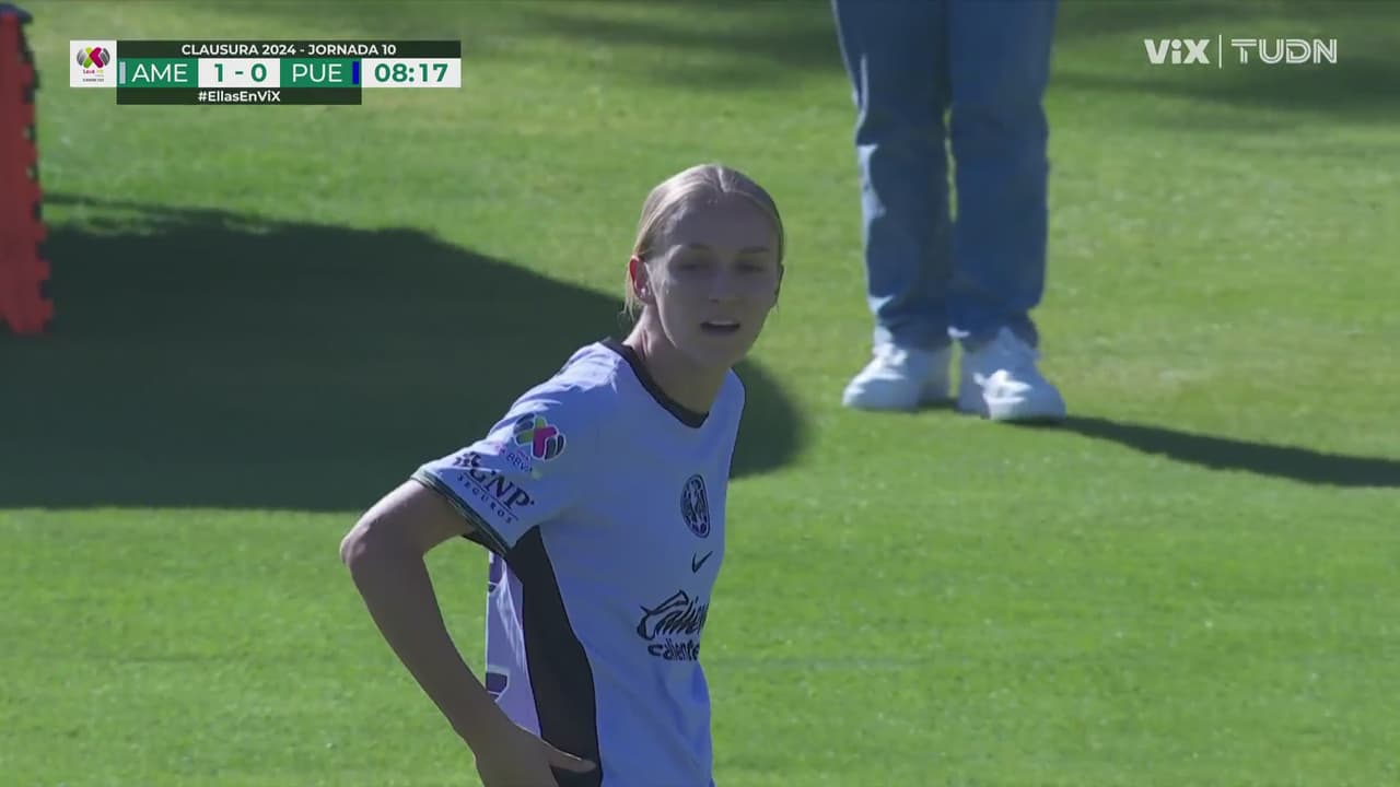 ¡Loco golazo! Sarah Luebbert da la bienvenida al gol para América