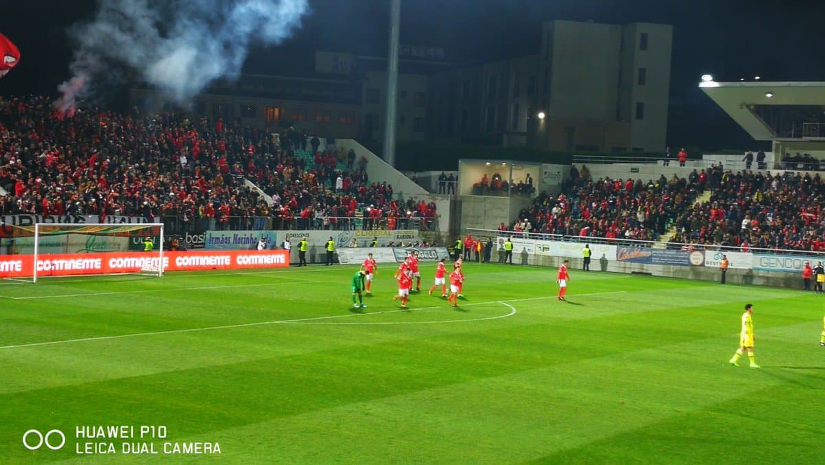Jiménez cumplió 100 partidos y Benfica goleó al Tondela