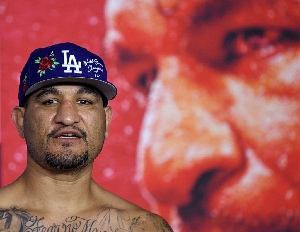 El primero en subir a la romana fue Chris Arreola que detuvo la aguja en 228 libras. Posteriormente llegó el turno para Andy Ruiz que puso el equilibrio en 256 libras.