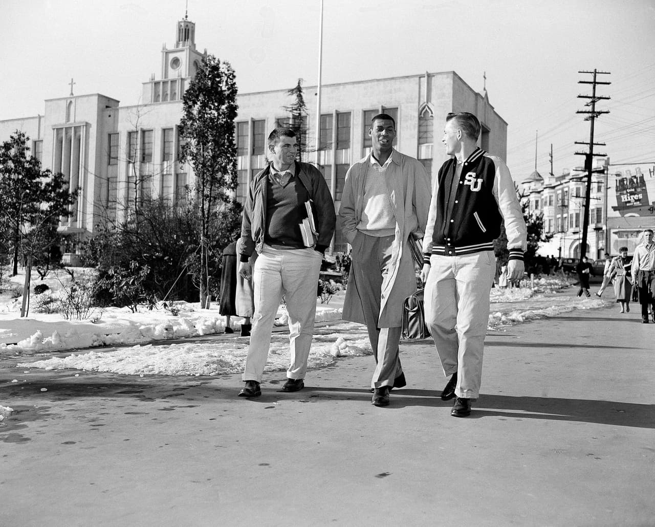 Hasta el día de hoy, el increíble juego de 71 puntos de Baylor está empatado en la octava posición con el puntaje más alto en la historia de la NBA.