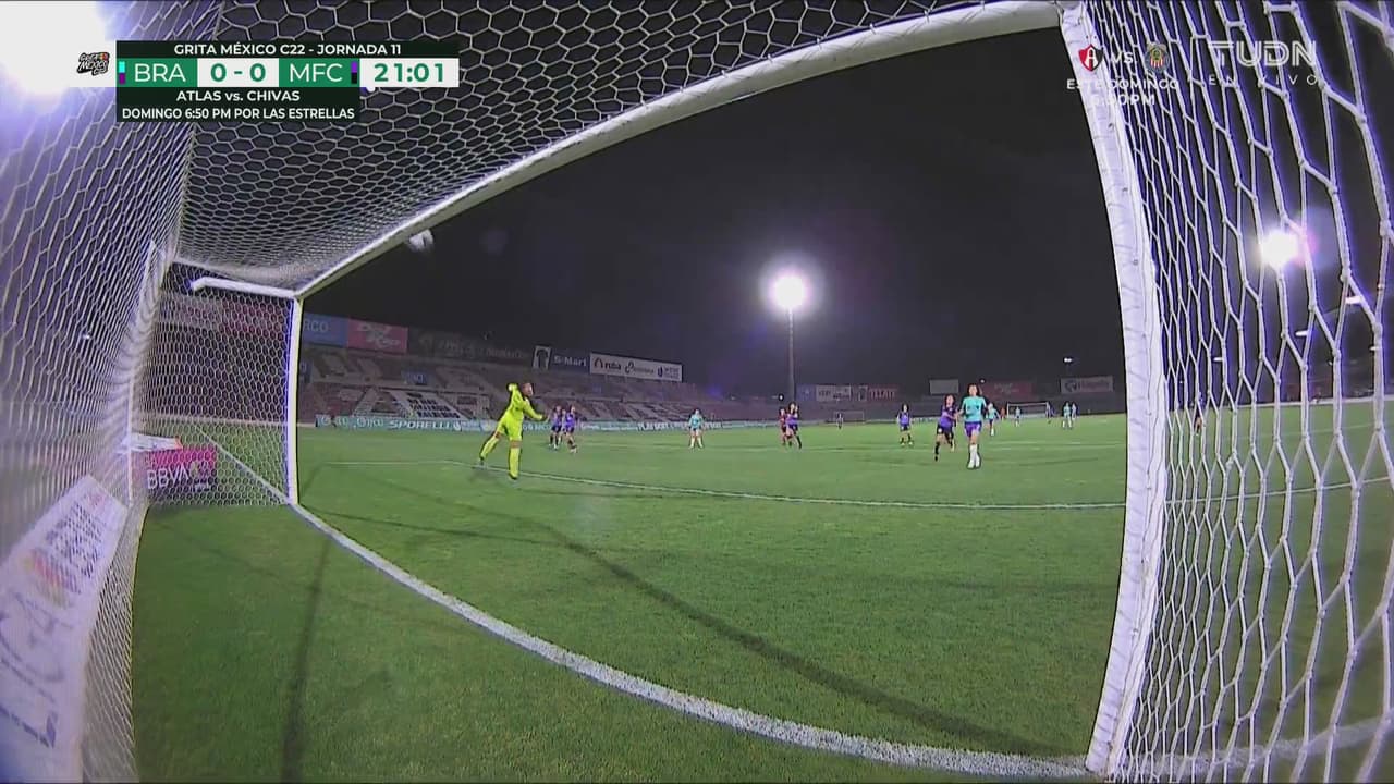 ¡Metal! Casarez revienta el travesaño y se salva Mazatlán