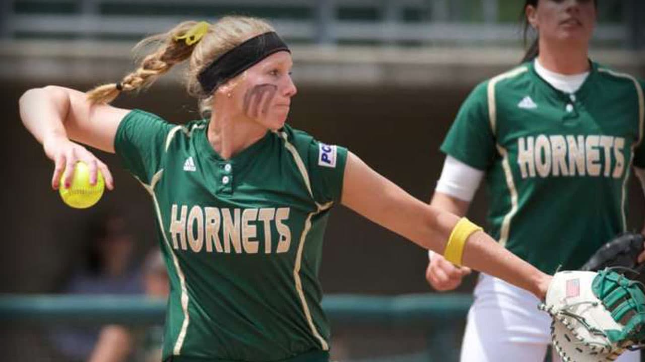 Los Giants contratan a la primera mujer coach en la MLB
