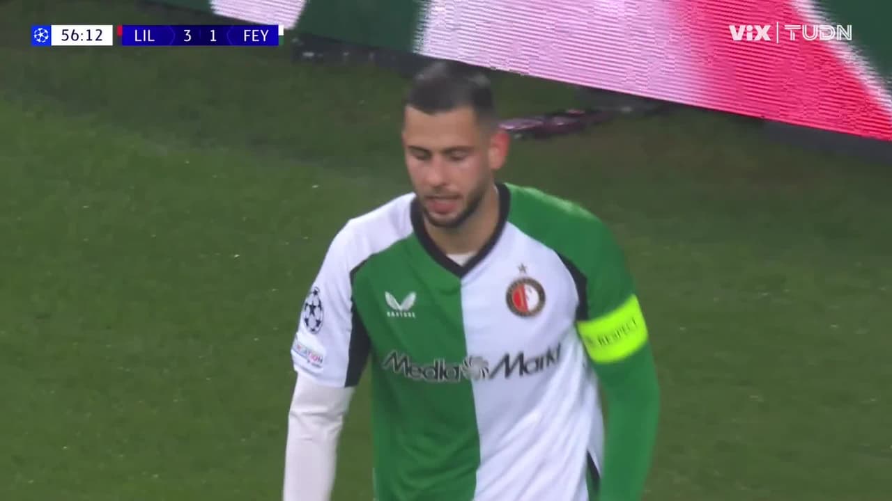 Feyenoord no puede sin Santi Giménez y hace otro autogol ante Lille