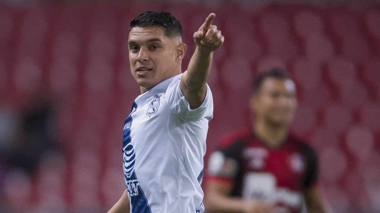 Choque de cabezas manda a Paganoni al hospital