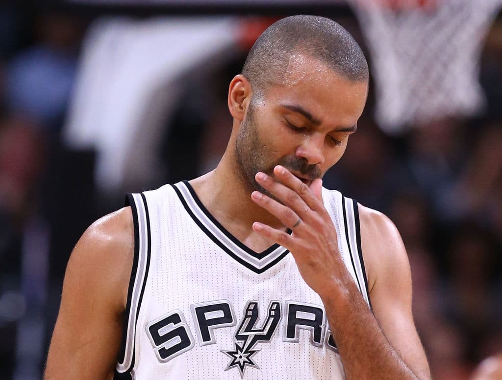 6)
<b>Tony Parker</b>. Tras una exitosa carrera de 17 años con los San Antonio Spurs, el francés llega a los Charlotte Hornets, un equipo que necesita ayuda veterana. Allí estará su paisano Nicolas Batum.