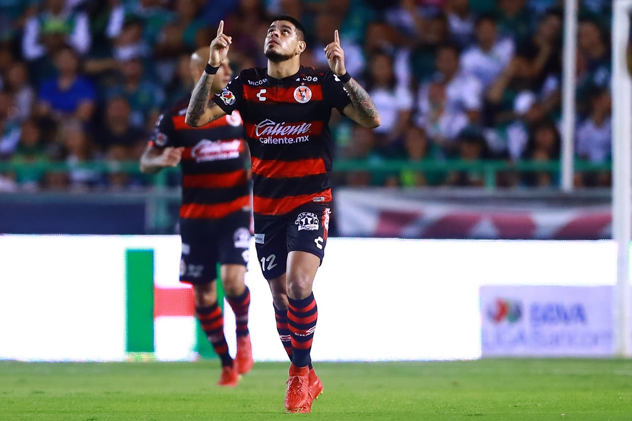 LEON, MEXICO - MAY 11: Gustavo Bou #12 of Tijuana celebrates after scoring the first goal of his team during the quarterfinals second leg match between Leon and Tijuana as part of the Torneo Clausura 2019 Liga MX at Leon Stadium on May 11, 2019 in Leon, Mexico. (Photo by Hector Vivas/Getty Images)