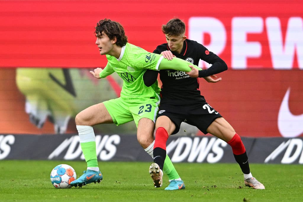 Bochum agarra distraido al Bayern Munich y los golean 4-2, Borussia Moenchengladbach hace su partido y vencen 3-2 al Augsburg, Eintracht Frankfurt echa a perder la ventaja de la localía y caen 0-2 con el Wolfsburg, Greuther Furth logra imponerse 2-1 al Hertha Berlín y Freiburg y Mainz cierran con un entretenido empate 1-1.