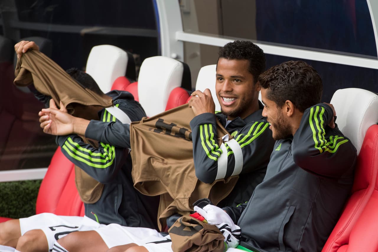 Jonathan Dos Santos/Giovani Dos Santos