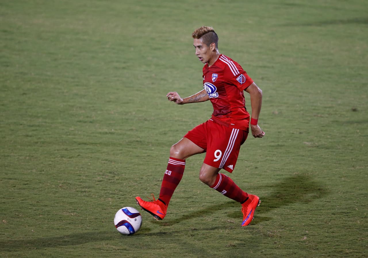 DAVID TEXEIRA (DEL) | Anotó dos espectaculares goles en la goleada de Dallas sobre Houston.