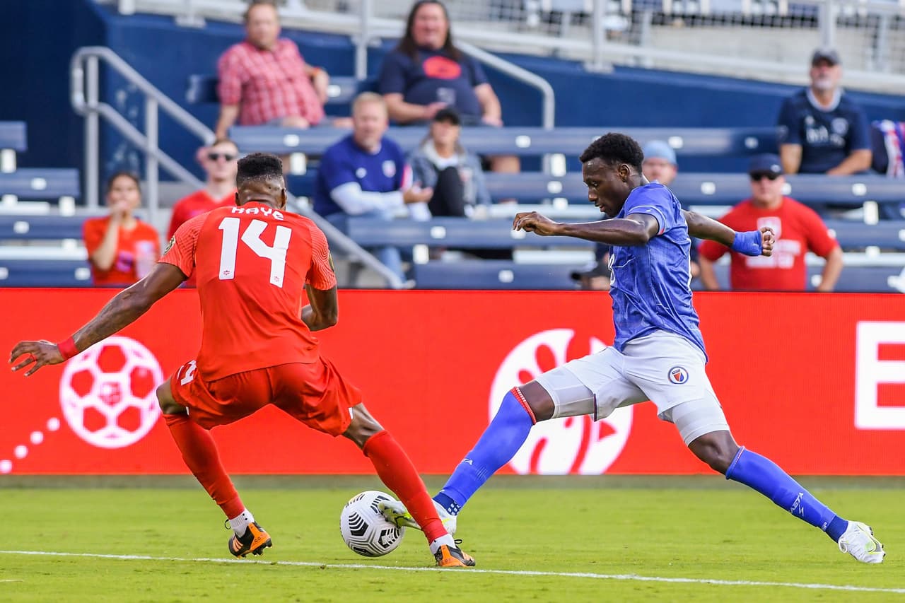 El doblete de Cyle Larin y los goles de Stephen Eustáquio y Junior Holiett le dan la victoria a Canadá 1-4 sobre la selección de Haití en la jornada dos de la Copa Oro.