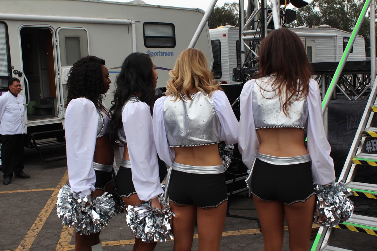 Te invitamos a disfrutar de los más lindo que vino de los Raiders a México, sus deslumbrantes porristas.