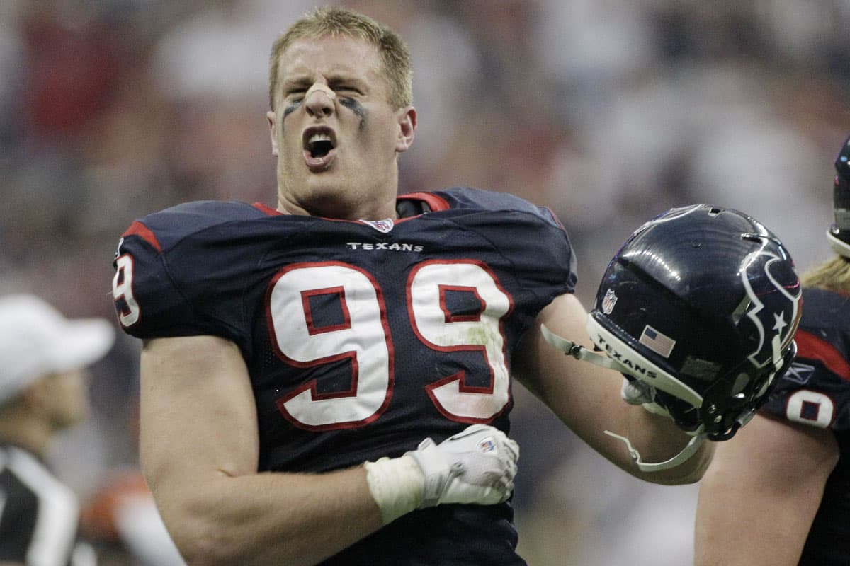 Los 10 últimos nombres de la lista del Top 100 Jugadores del 2015 se revelarán este miércoles 8 por la noche. Y como adelanto te mostramos los 10 mejores del columnista de NFL Media Adam Shein. ¡Que comience el debate! (AP-NFL).