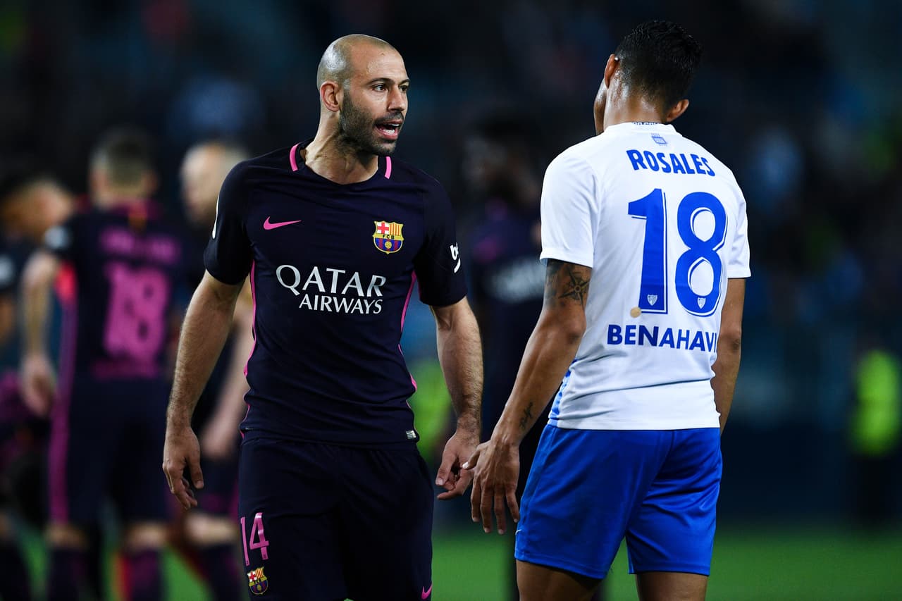 Javier Mascherano (Barcelona) - Hay quienes dicen que el tiempo del 'Jefecito' en el club blaugrana está cerca de su final. El Galatasaray, Manchester United y Arsenal suenan como su destino.