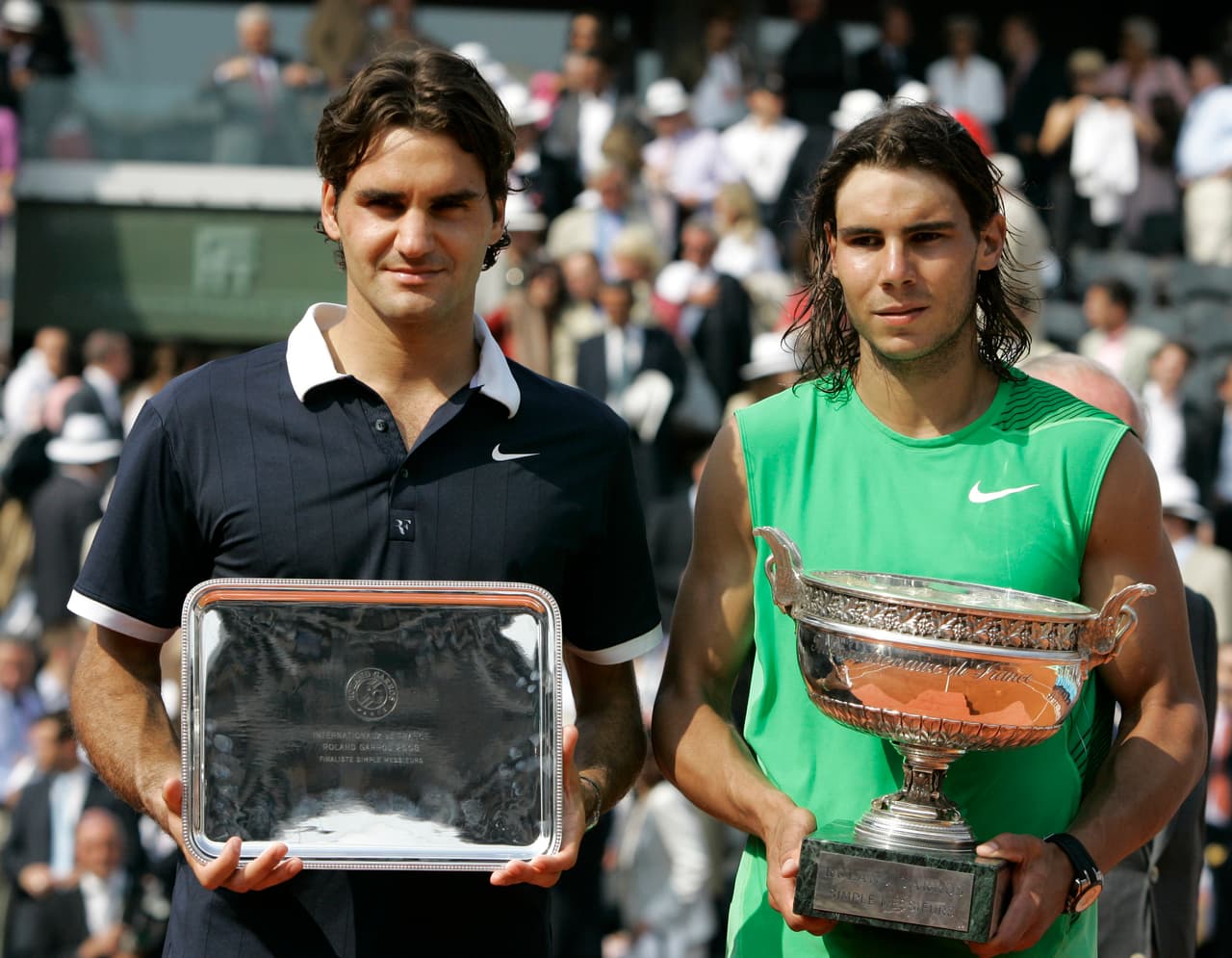 La segunda fue ese mismo año (8 de junio), como si se trata de la entraga de una posta entre Nalbandian y Rafael Nadal. El español venció en la final de Roland Garros a Federer por 6-1, 6-3 y 6-0.