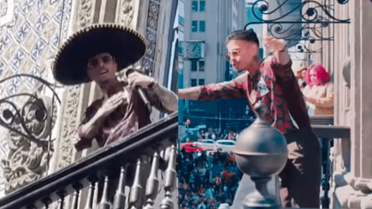 Rauw Alejandro sale al balcón con jersey de México y desata la locura