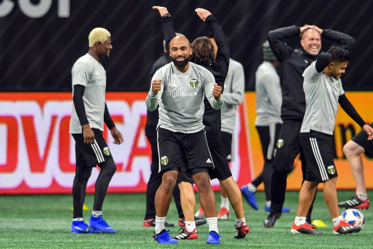 Los dos equipos hicieron su sesión este viernes en medio de un buen ambiente e ilusión.